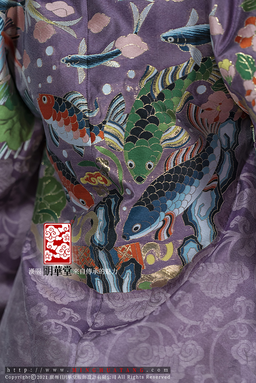 紫薇锦鲤对短衫+白五谷裙-上半身腰部特写.jpg